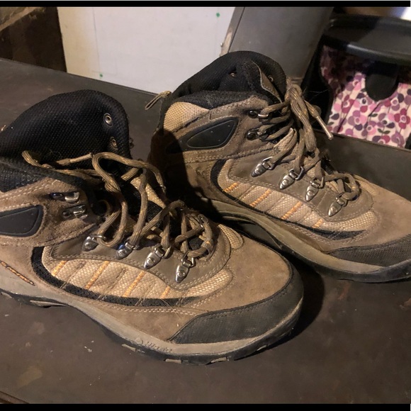 Hiking Boots - Picture 3 of 7